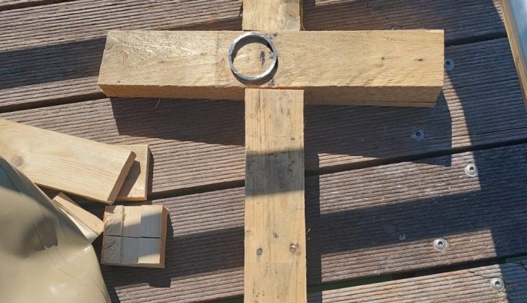 Handwerkliches Geschick wurde an der Werkbank unter Wasser benötigt